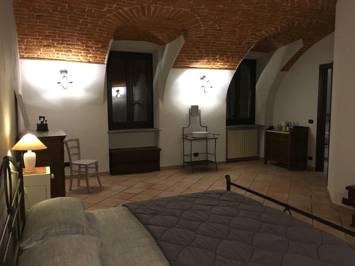 Castello Della Bastia Hotel Balocco ภายนอก รูปภาพ
