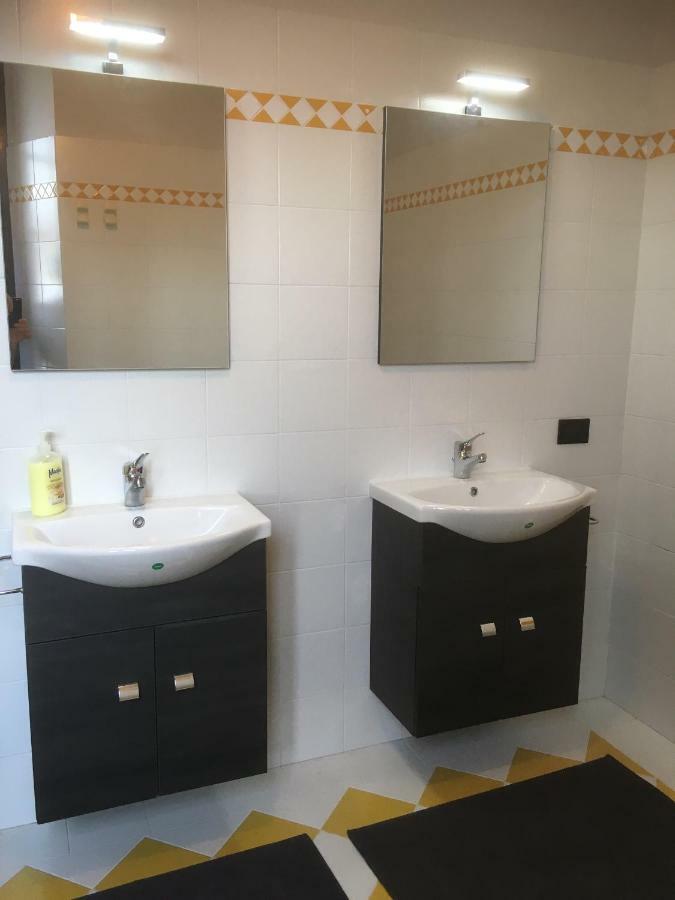 Castello Della Bastia Hotel Balocco ภายนอก รูปภาพ
