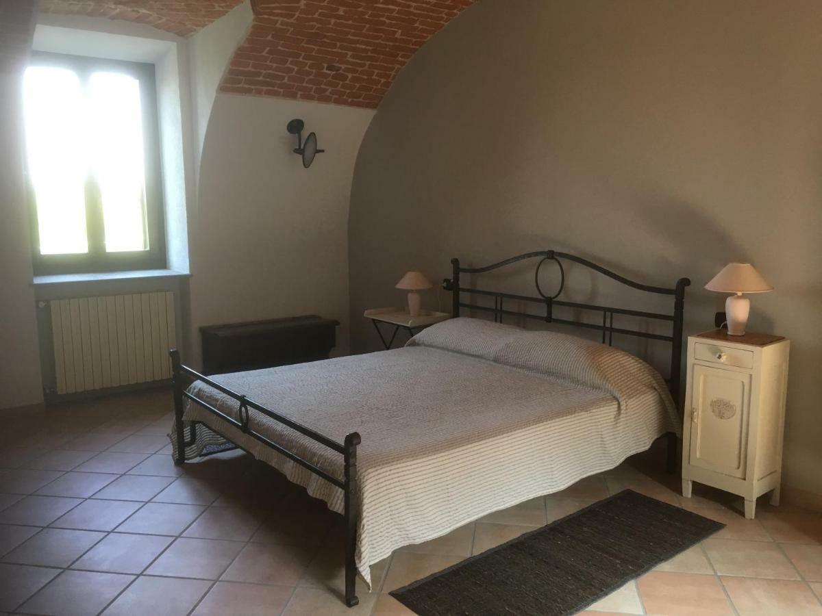 Castello Della Bastia Hotel Balocco ภายนอก รูปภาพ