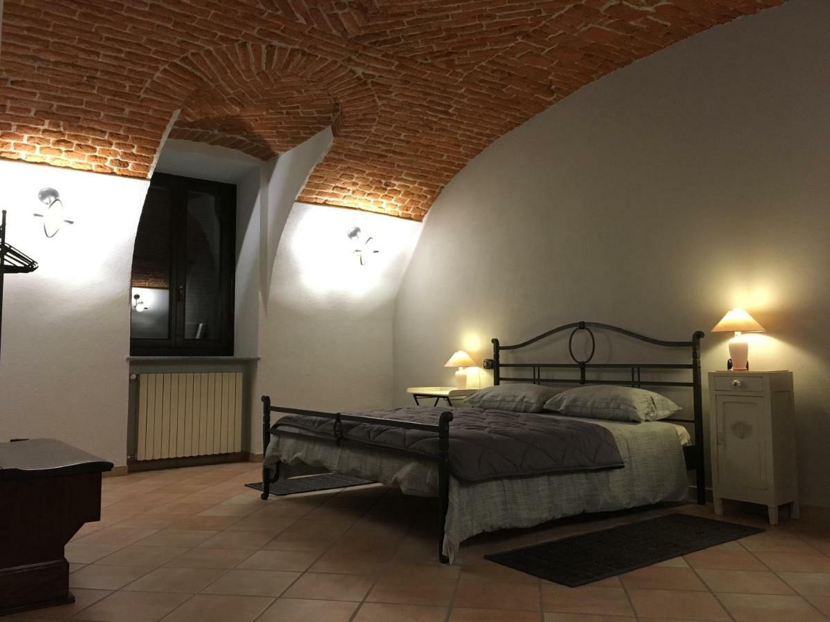 Castello Della Bastia Hotel Balocco ภายนอก รูปภาพ